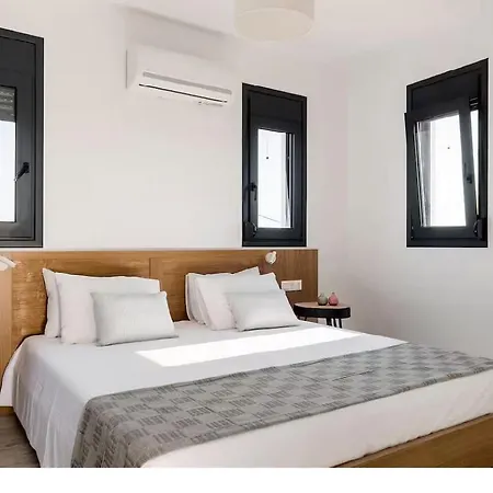 Hillos Guest house *